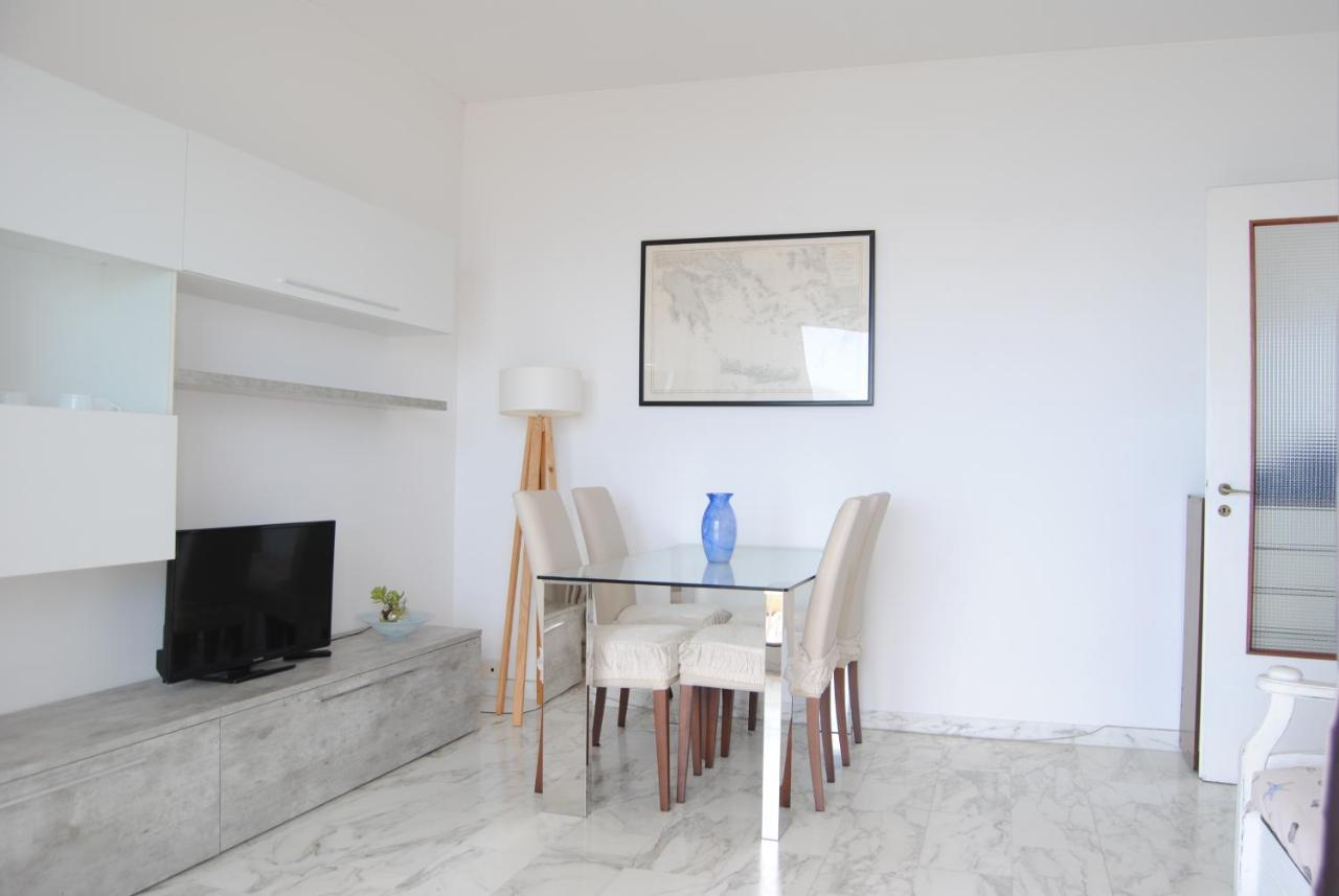 Gaiavacanze Beach Apartment Bordighera Ngoại thất bức ảnh